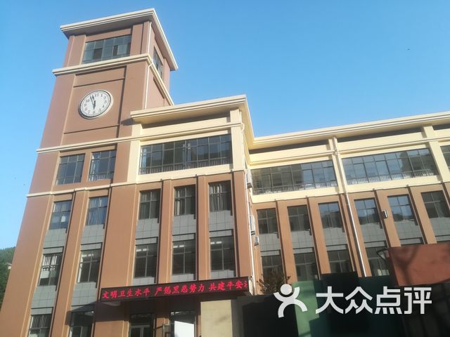 济南市景山小学