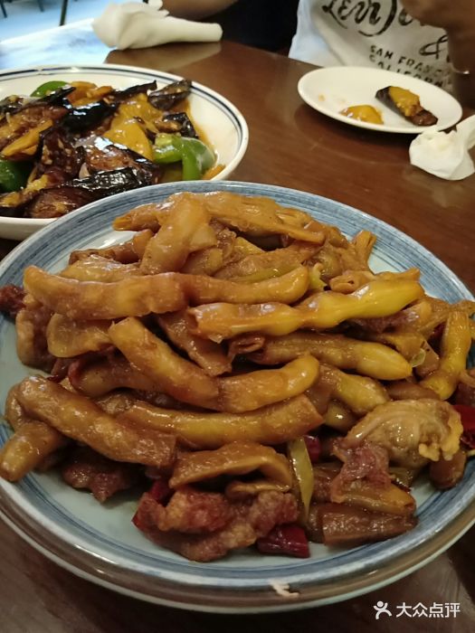 老厨家(中央大街店)-月牙骨炖黄豆角图片-哈尔滨美食