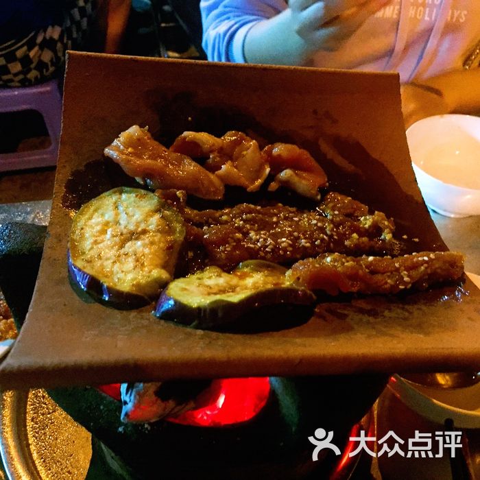 瓦片烧烤图片-北京烤肉-大众点评网