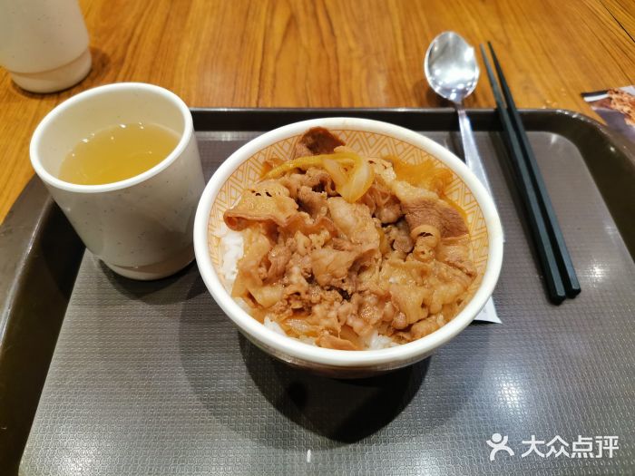 食其家·牛丼咖喱(番禺永旺店)招牌牛丼饭图片