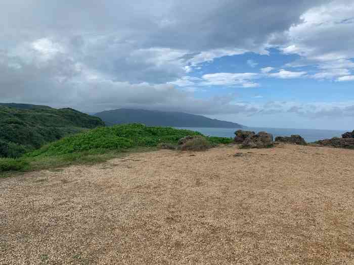 风吹砂"又一免费景点,因为海边的砂石被海水带走后-大众点评移动版