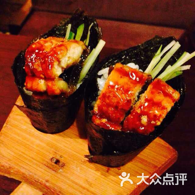 鳗鱼手卷