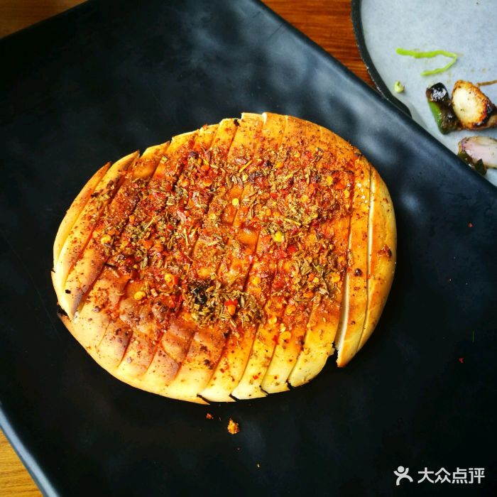 食间烧烤主题餐厅(凤城五路店)-烤饼图片-西安美食