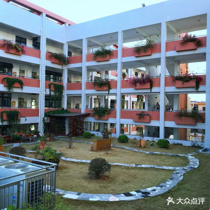 坪山中心小学图片 - 第2张