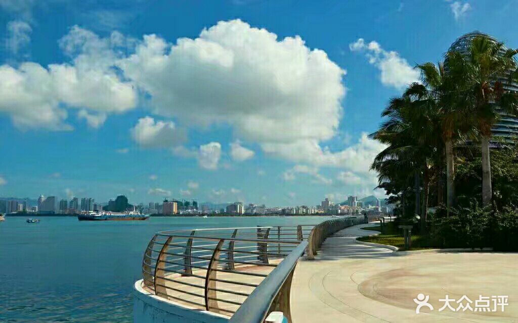 三亚湾凤凰岛热带风情度假酒店