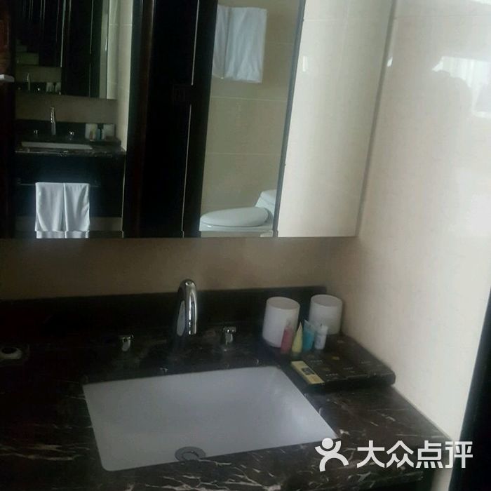 燕丽酒店