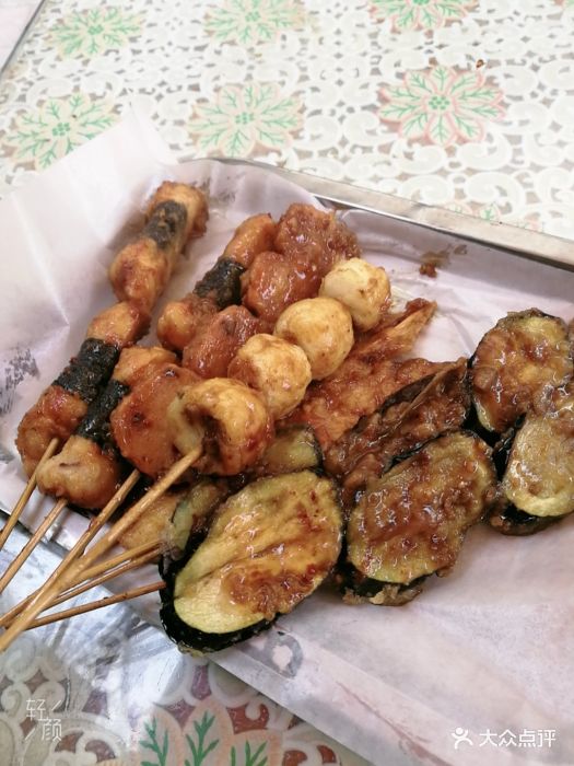 大学路8号炸串鹌鹑蛋图片