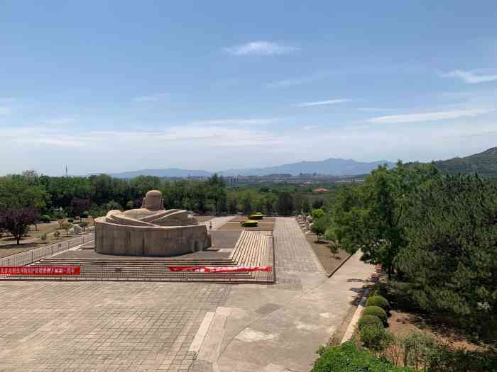 北京十三陵国家森林公园蟒山景区