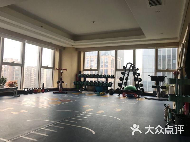 nb-fitness网红名人私教健身工作室(nb健身运动康复)图片 第2张