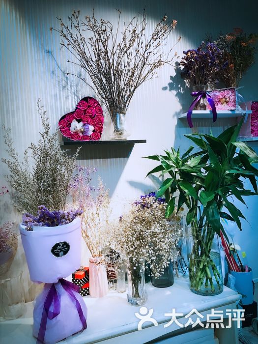 花花工坊鲜花店店内环境图片 第6张