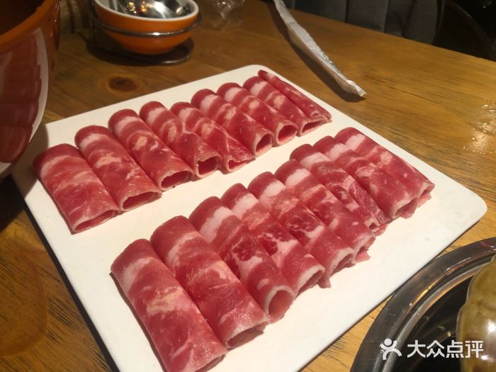 砂师弟与二师兄 砂锅火锅(城西店)精品肥牛卷图片