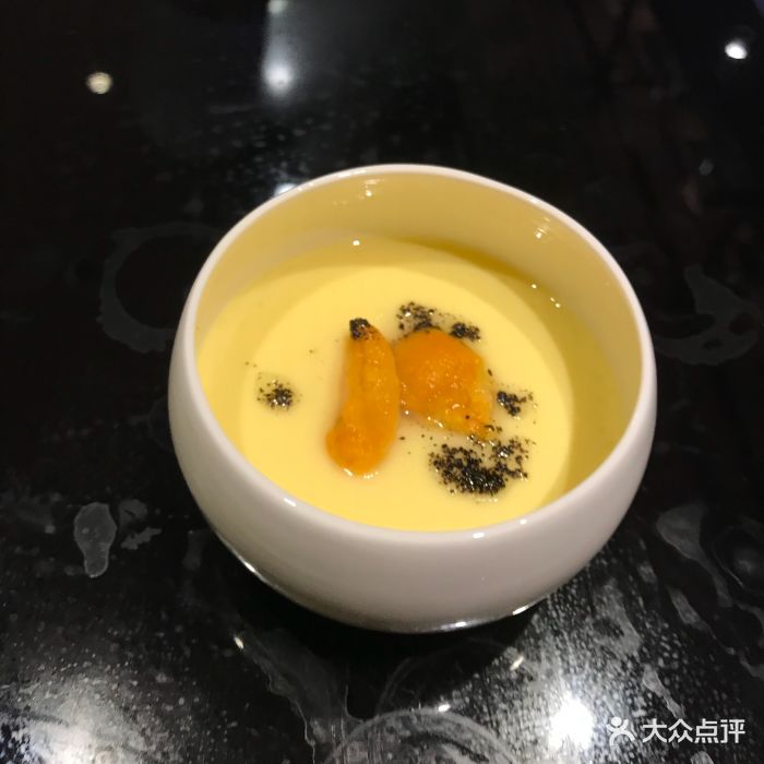 黑松露海胆蒸蛋