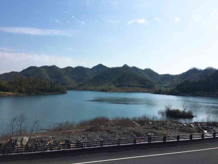 青龙湖景区-"皖南川藏线,到处都是美景,周末和朋友一.