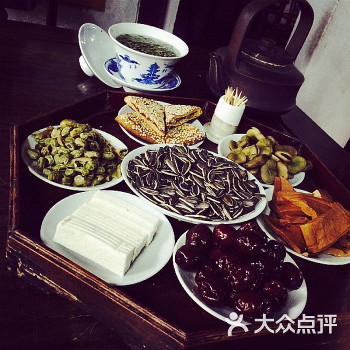 三毛茶楼茶点拼盘图片 - 第1张