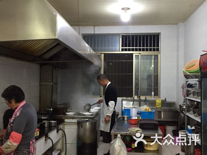 黄桥面馆厨房图片 - 第41张