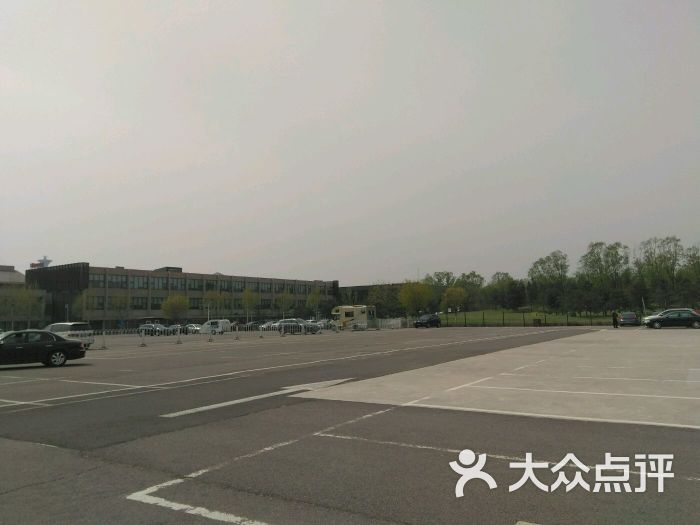 奥林匹克森林公园北园停车场-图片-北京爱车