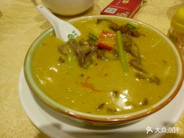 这间位于海印桥南得级数,无愧大亨菜美食,.-姨私房餐馆微盘图片