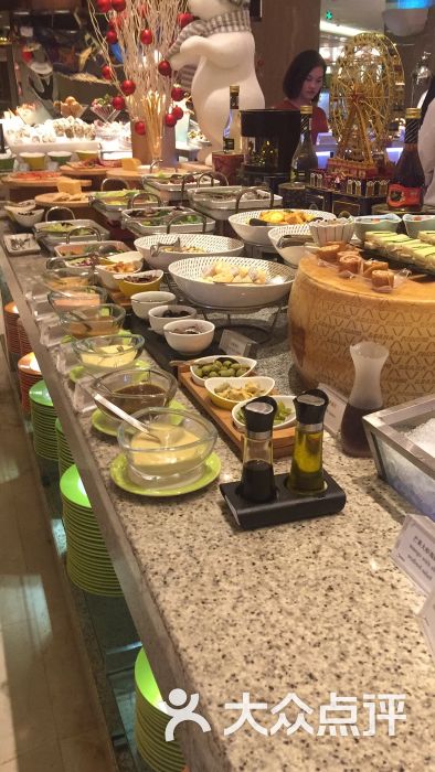 粤海喜来登酒店盛宴全日自助餐厅图片 - 第1张