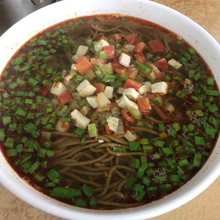 南七饸饹菠菜面-"这家南七饸络开了有些年了,店不大,就是那.