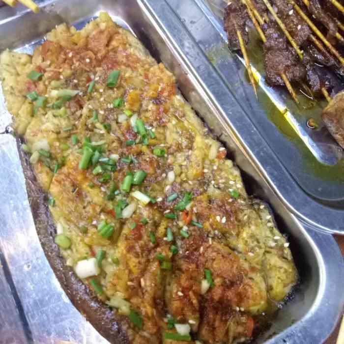 豪情夜宵城"杨老板推荐,必属精品,太好次了,但是很辣.