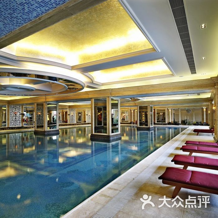 星河湾酒店室内外游泳池室内恒温泳池图片-北京游泳馆