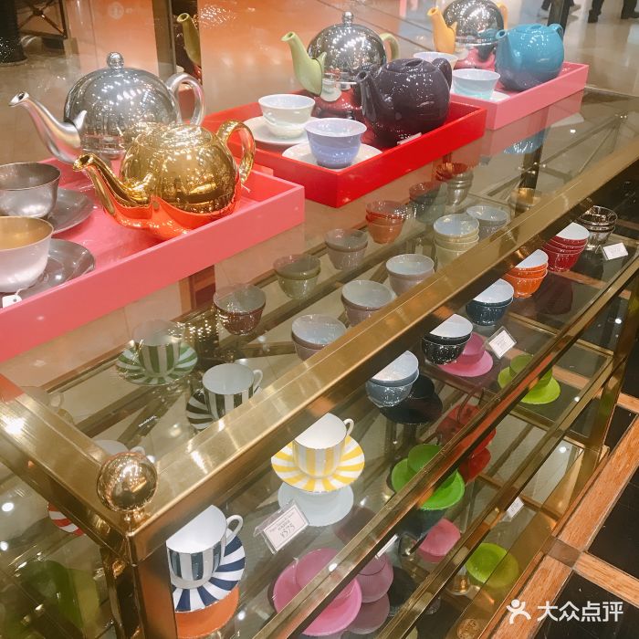 twg tea沙龙与精品店(太古汇店)茶具图片