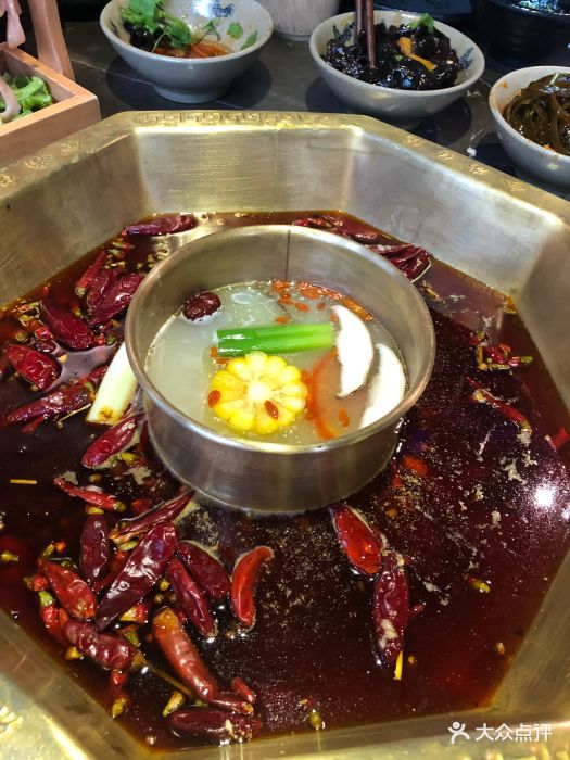 食尚传说老重庆火锅鸳鸯锅底图片 第175张