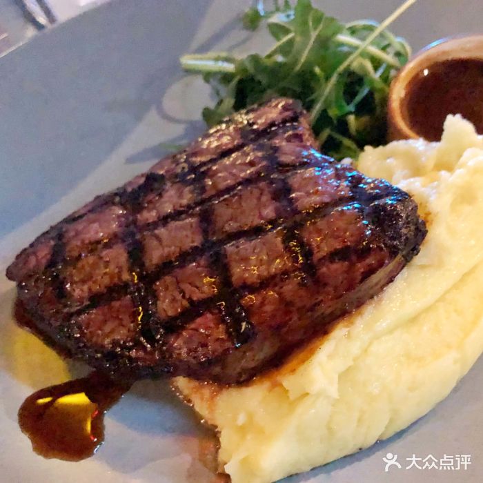 mediterranea restaurantspecail steak图片 - 第1张