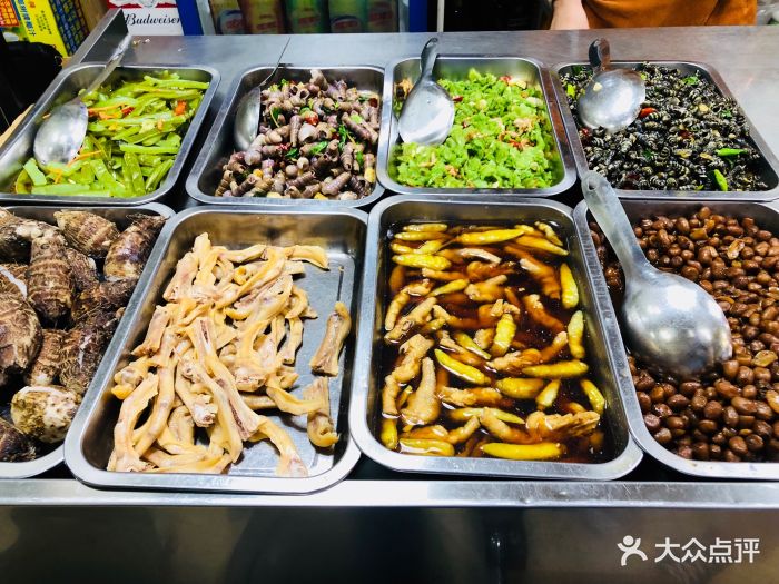 福鼎阿耐美食(猪头肉.鸡架店)图片 - 第2张