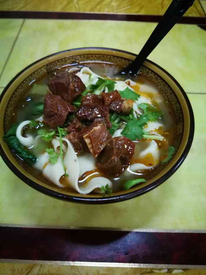 河南红烧牛肉面味全羊肉烩面(申北店)-"路过这家店子