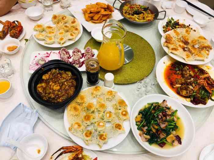 双井轩(双井店)-"海鲜饺子东北菜,还有羊肉串,在一楼展台点.