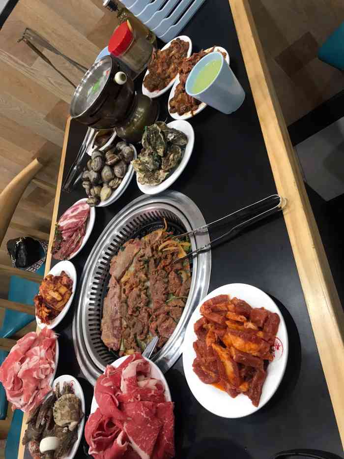 李记家园烤肉火锅自助( 良乡店)-"这家店是烤涮一体的,吃过很多次了