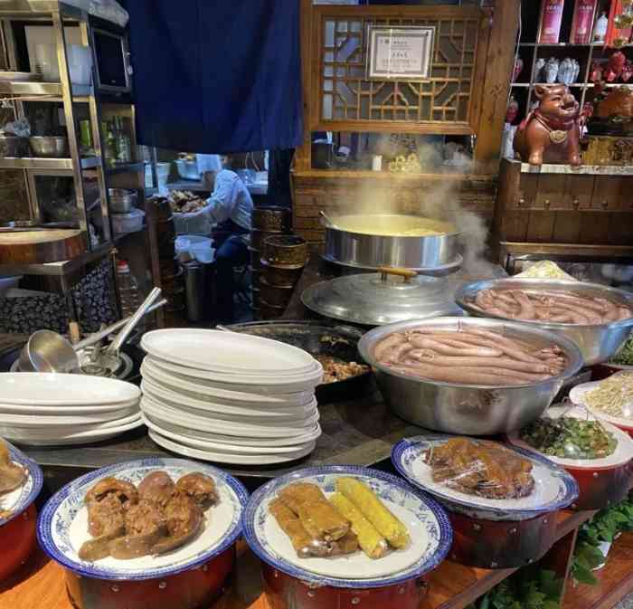 李氏八大件老菜馆(万宝街店)-"到达长春的第一个晚上收获的惊喜,是