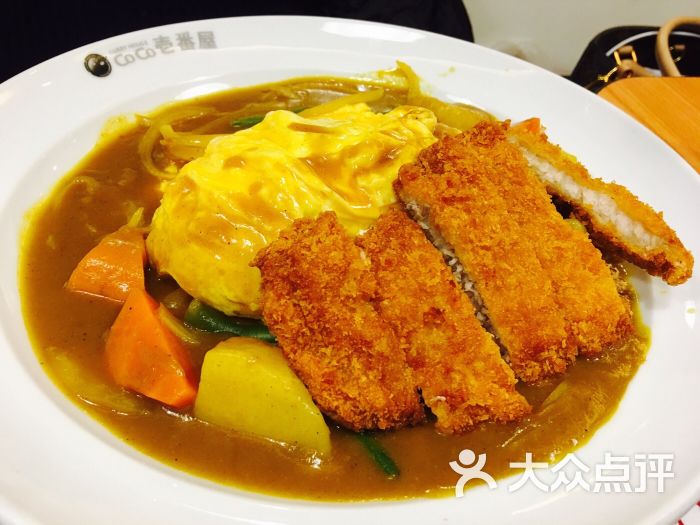 猪扒咖喱蛋包饭 菜