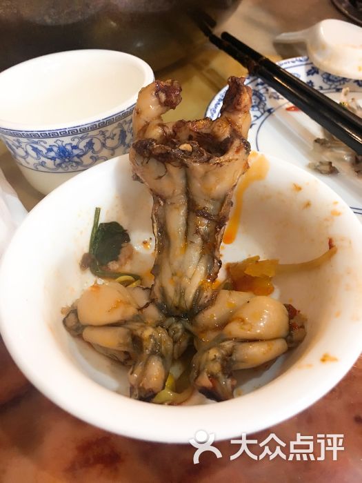 田鸡火锅