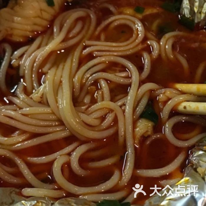 村贝锡纸海鲜米线图片 - 第1张