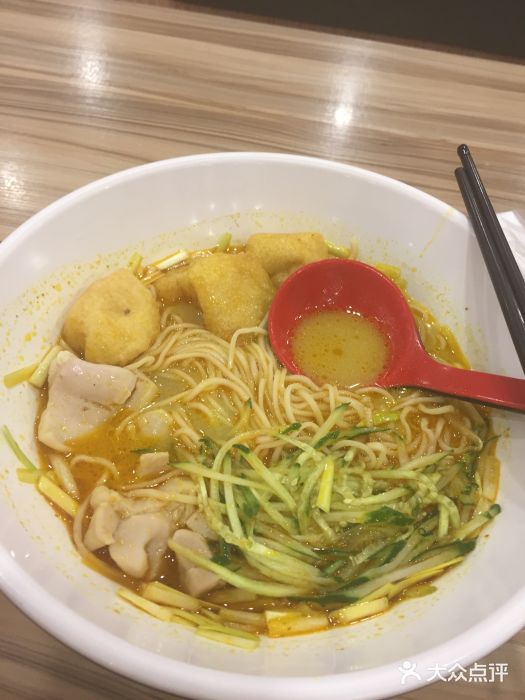 大快面(红旗店)葡汁鸡腿肉粉面图片