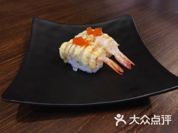 酱烧玻璃虾寿司