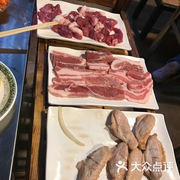 地摊烤肉