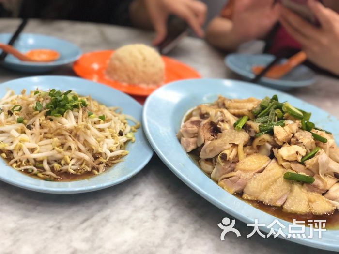 老黄芽菜鸡沙河粉图片 第1张