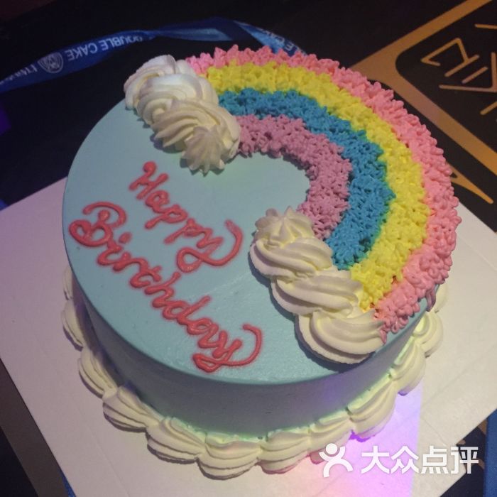 彩虹蛋糕