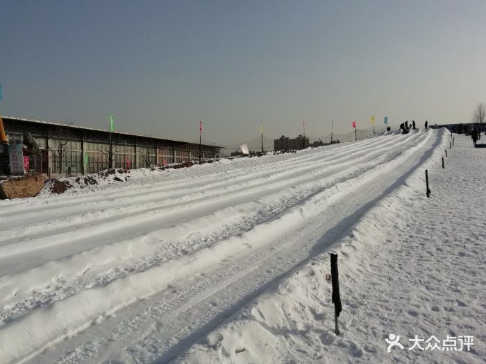 蟹岛冰雪大世界图片
