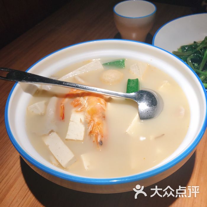 鱼汤海鲜豆腐