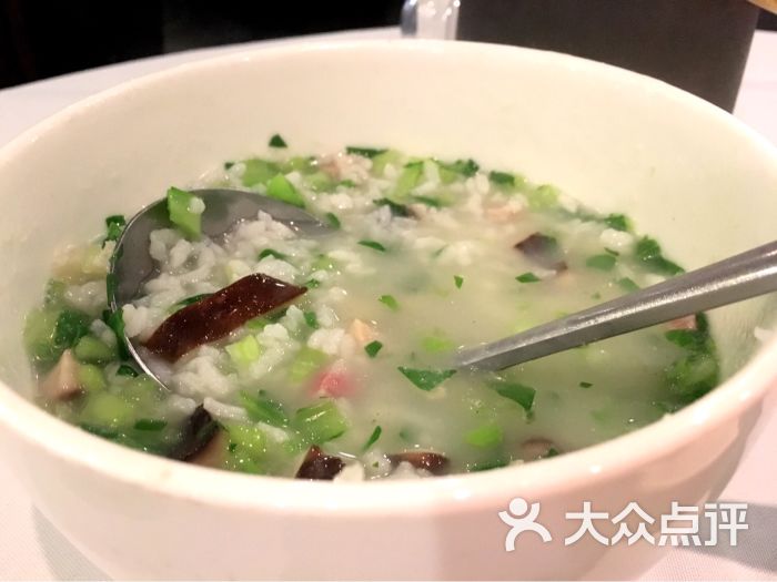 上汤鲜肉菜泡饭