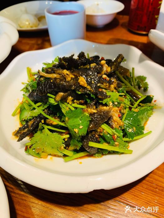 义湘源·新派湘菜凉拌黑鸡爪图片