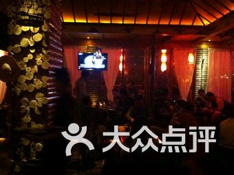 南宁繁花酒吧人均消费_南宁繁花酒吧门头图片(3)