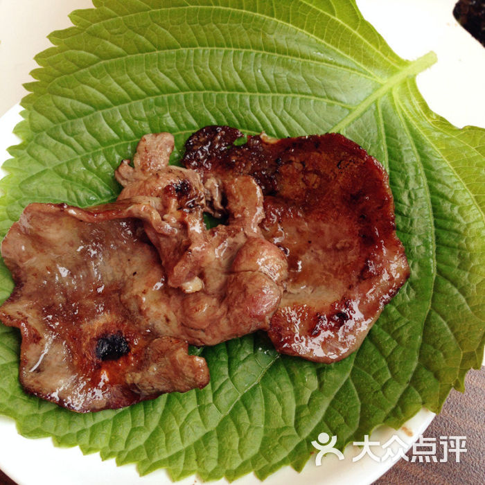 苏子叶卷烤肉