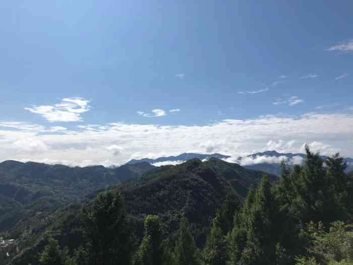 空山天盆风景区-""空山战役遗址"位于通江县空山乡,红军8.