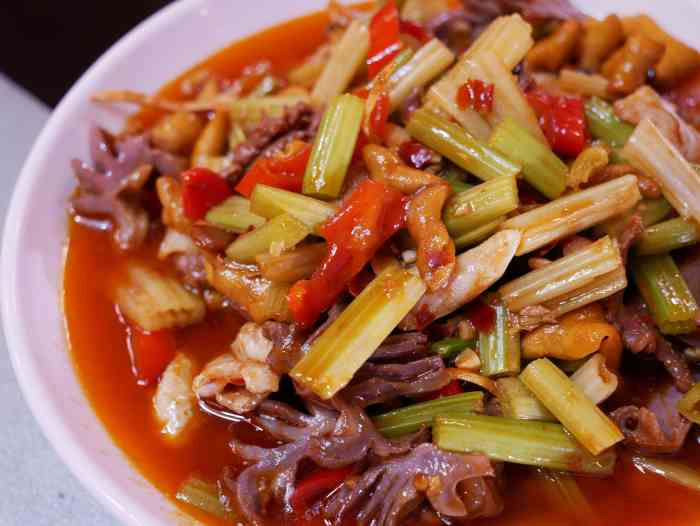 李记重庆黔江鸡杂王-"好巴适噢火锅鸡杂好好吃南瓜饼