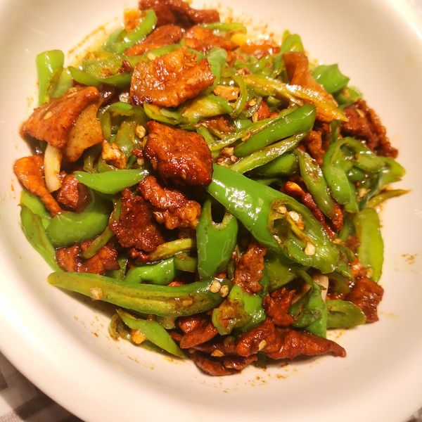 辣椒炒肉 ￥ 45